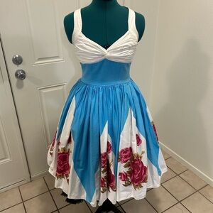 SOLD  Pinup Couture Floral Dress S